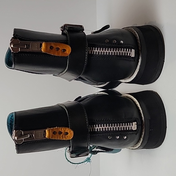 PSKaufman Boot No.1011 Roadway Back Zip Buckle Wedge Black Leather Moto Biker 9D - Picture 6 of 14